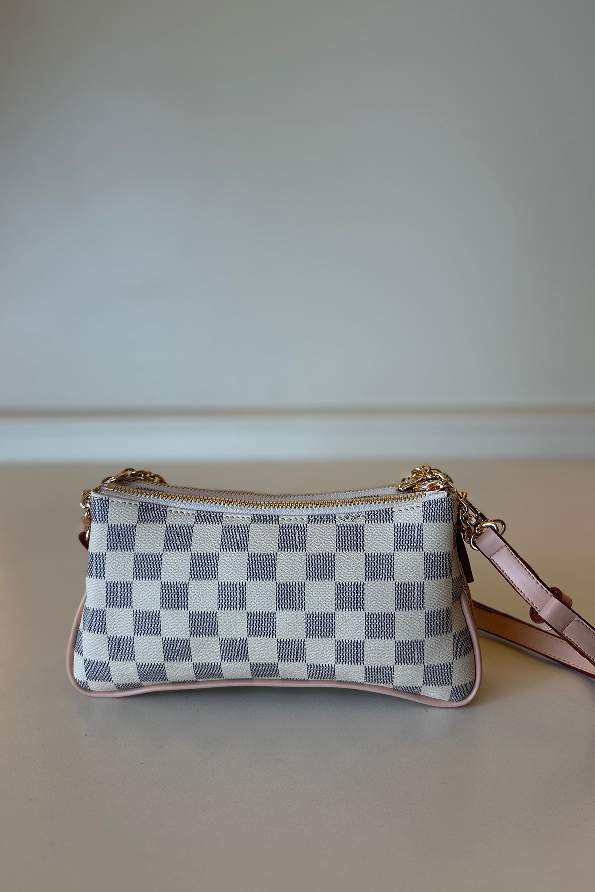 LV. - Liv Pochette Beyaz Dama