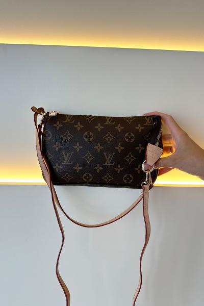 LV. - Mini Pochette Kahve